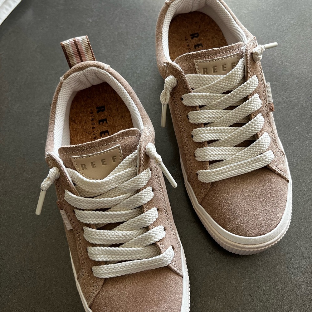 Reef Tan and White Casual Sneakers